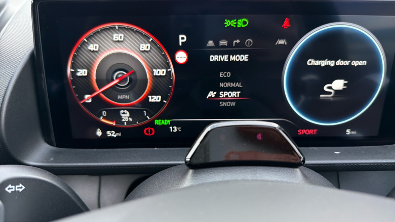 Hyundai INSTER 85kW 02 49kWh 5dr Auto Electric Hatchback